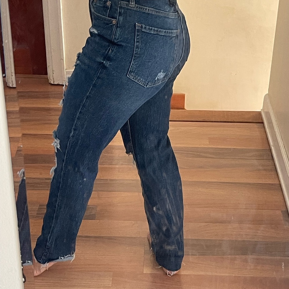 Mom Jean - Picture 2 of 2